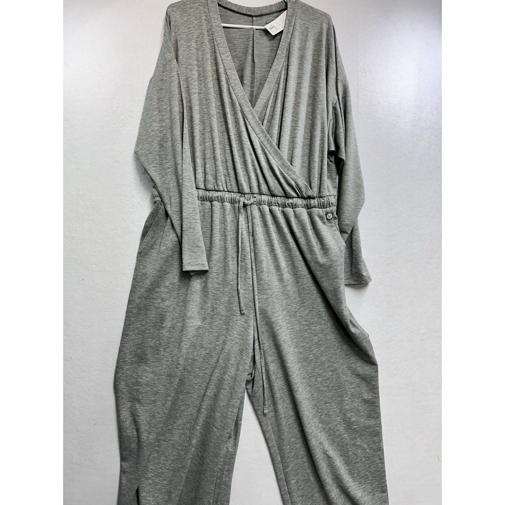 Lane Bryant Plus Romper Gray V-Neck Drawstring Waist 18/20 NWT